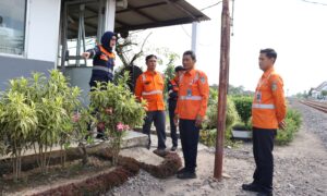 Sidak Pastikan Keselamatan Perjalanan KA yang Melintas di Daop 7 Madiun