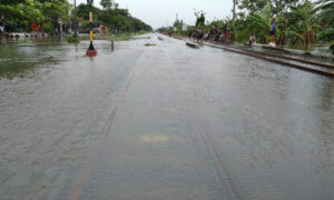 Dampak Banjir Semarang, KA Lintas Daop 7 Madiun Alami Keterlambatan