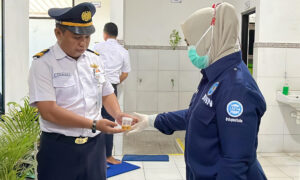 Hebat..!!! 90 Pekerja Daop 7 Madiun Berani ‘Serahkan Urine’ pada Petugas BNN