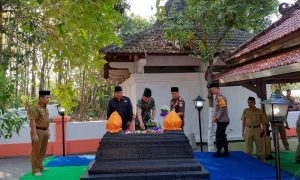 Peringatan Hari Jadi ke-456, Pj. Bupati Madiun Ziarah ke Makam Leluhur