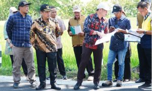 Pj. Bupati Madiun Pastikan Perbaikan Sarana Berjalan Sesuai Target