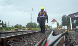 Langkah ‘Setapak Khory’, Memastikan Kondisi Rel Aman Dilanlui Kereta